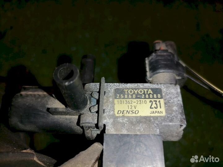 Патрубок воздушного фильтра 17881-28140 Toyota Cam