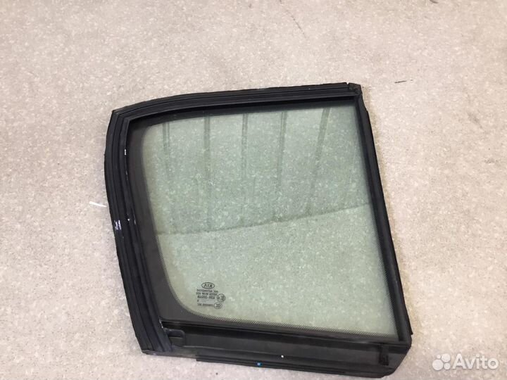 Стекло двери задней левой Kia Sportage 2016