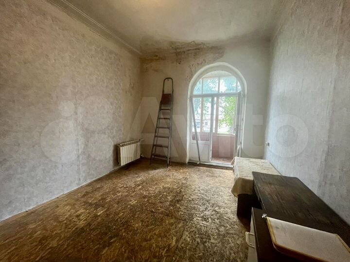 Комната 15,9 м² в 7-к., 2/2 эт.