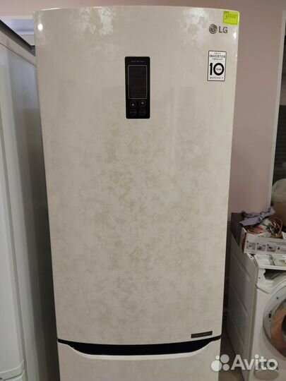 Холодильник LG (no frost) 190 см