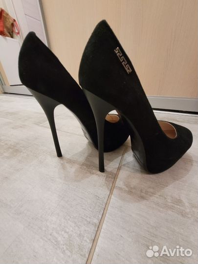 Туфли женские