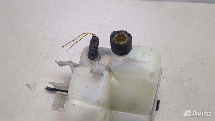 Бачок расширительный Mercedes C W203, 2003