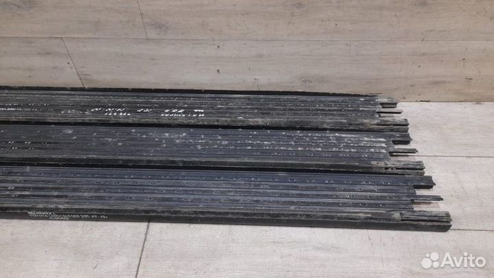 Подножка левая Toyota Land Cruiser 200 С 2007 По