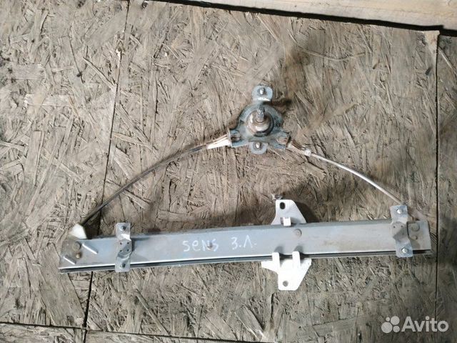 Стеклоподъемник механический задний левый Заз Сенс