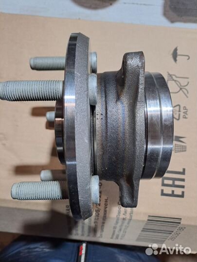 Подшипник ступицы передней Jeep grand cherokee wk2