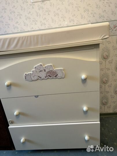 Детская кроватка с комодом итал.фирмы Erbesi