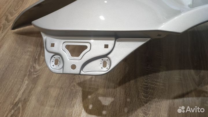 Крылья передние правое и левое Skoda Octavia A5