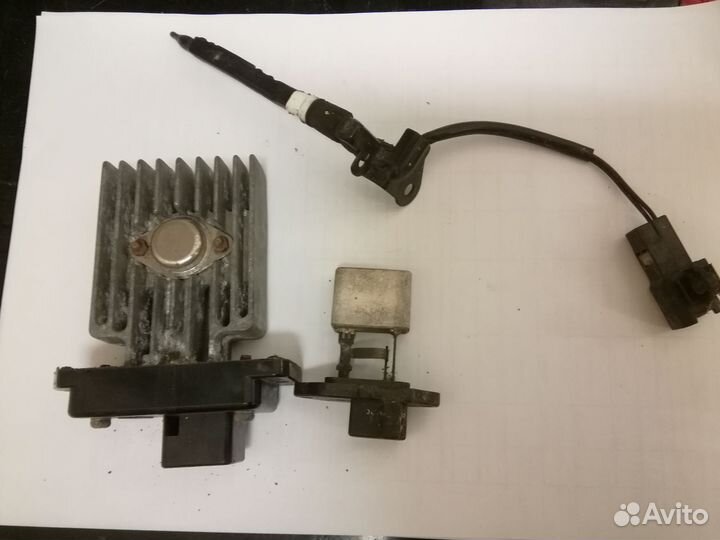 Сопротивлен, реостат отопителя сервопривод Toyota
