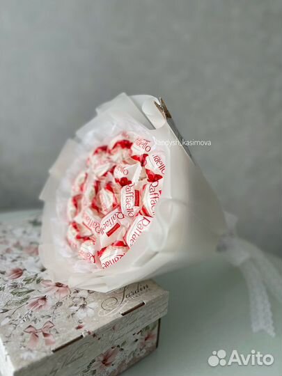 Съедобные букеты из рафаэлло, маршмеллоу