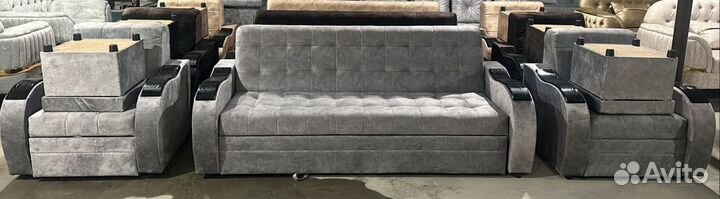 Диван и два кресла