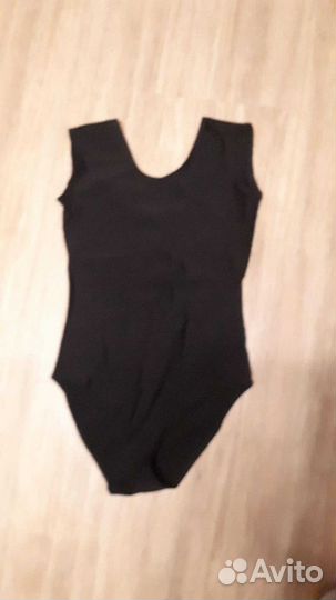 Гимнастический эластичный купальник