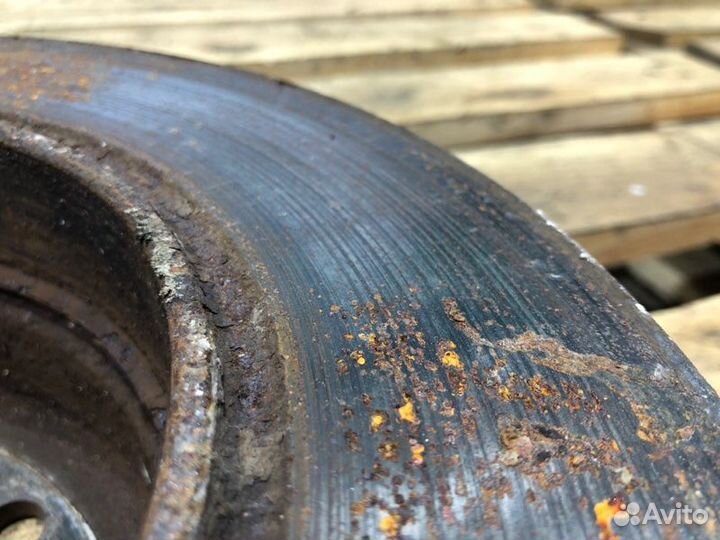 Диск тормозной задний Bmw 5 E60 N52B25 2005