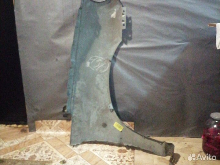 Крыло пердне левое киа рио 1 дорестайлинг