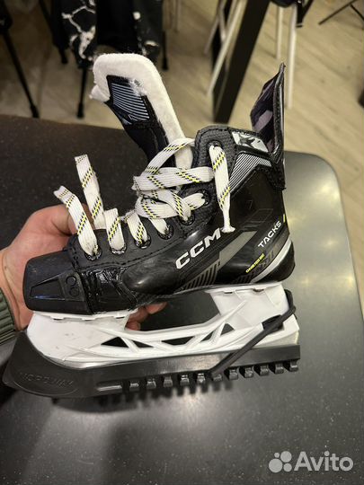 Коньки ccm as580 jr 1