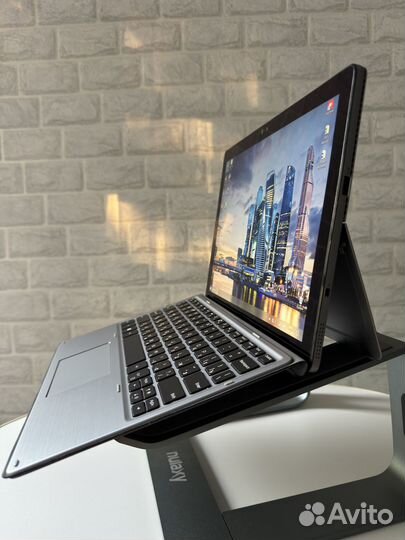 Dell Latitude 7210 2 in 1 i7-10610U/16/256/Intel U