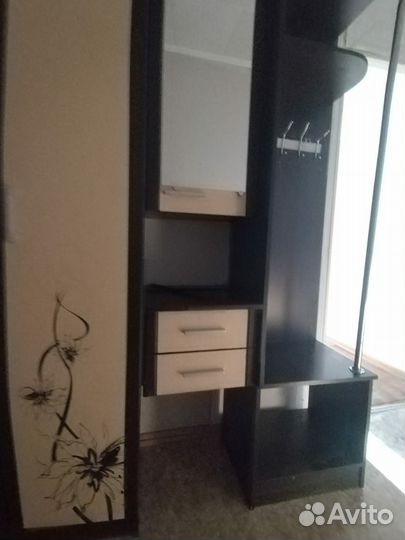 Шкаф в прихожую бу