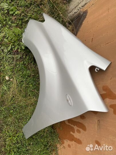 Крыло Toyota Wish 2-ое поколение в Ангарске