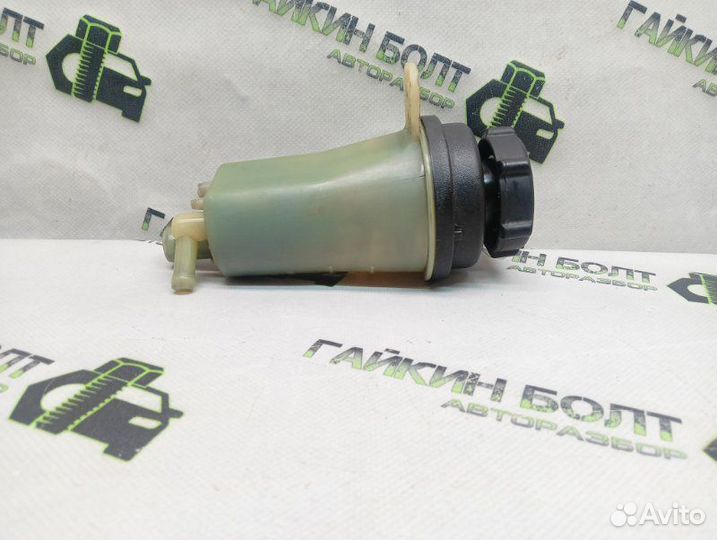 Бачок гидроусилителя руля Ford Focus хэтчбек 5дв