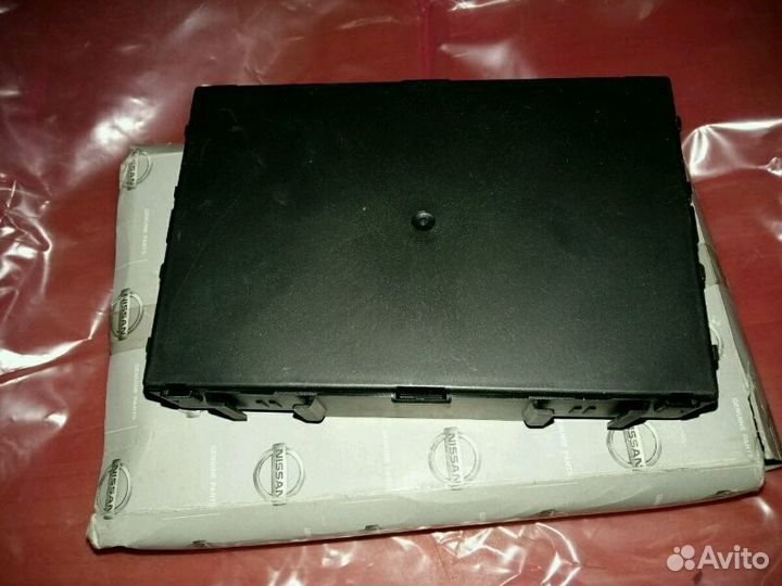 Блок комфорта Ниссан Кашкай J10 284B2JD02D