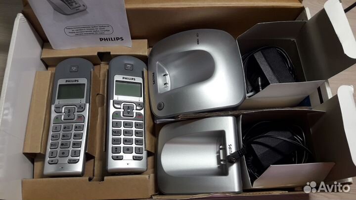 Телефон phillips
