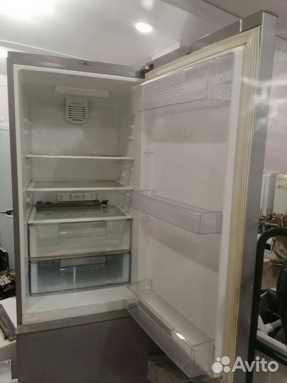 Холодильник на запчасти