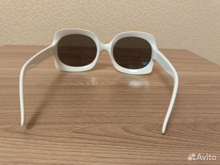 Солнцезащитные очки женские