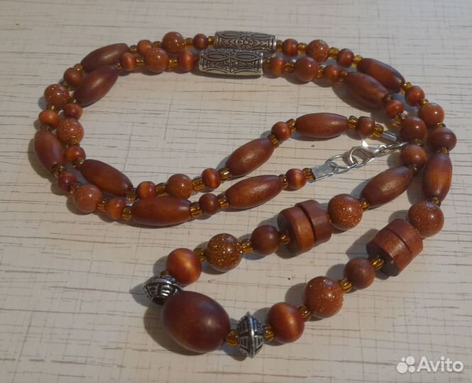 Авторские бусы (бохо): авантюрин,красное дерево