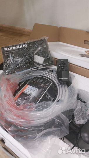 Робот пылесос redmond rv r310