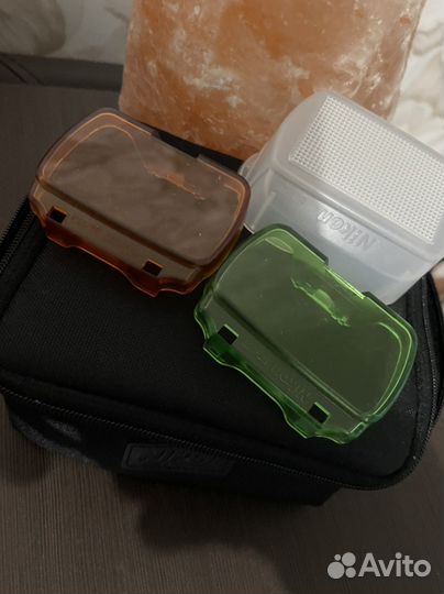 Вспышка Nikon SB 700