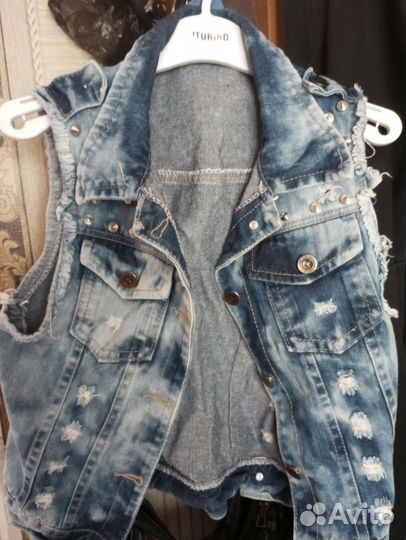 Джинсовая куртка