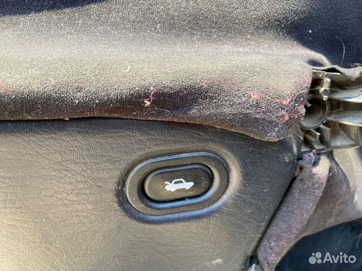 Кнопка открывания багажника Saab 900 2