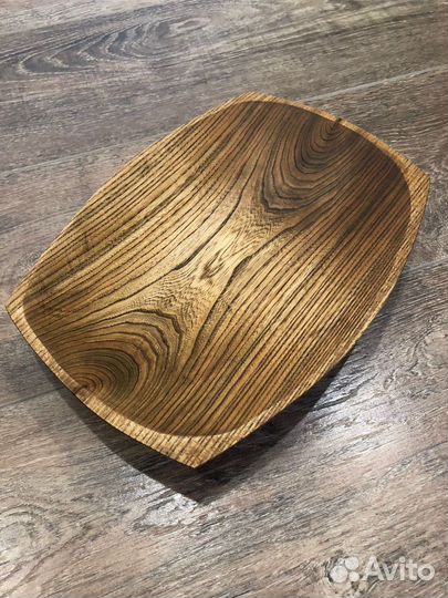 Деревянная тарелка
