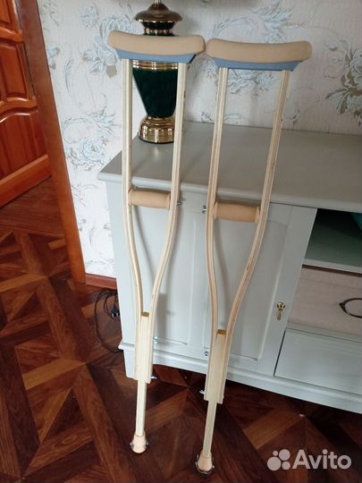 Продам костыли детские