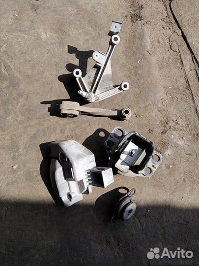 Подушки Renault Symbol 2