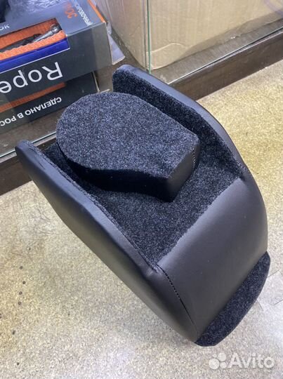 Подлокотник на Hyundai Solaris c 2017