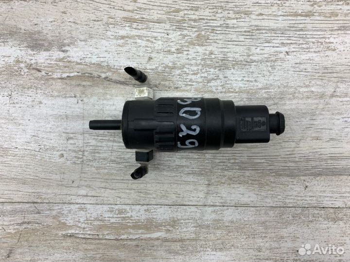 Насос омывателя Volkswagen Tiguan внедорожник cbab