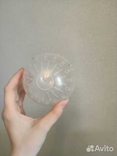 Игрушки и поилка для грызуна