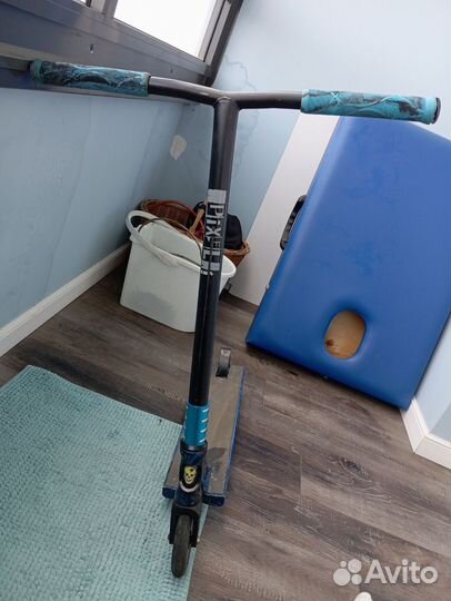 Трюковой самокат стрит