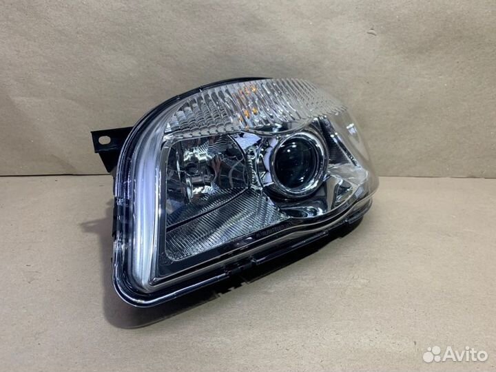 Фара передняя левая Chevrolet Niva 2123