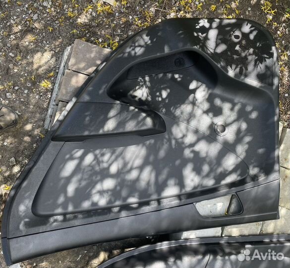 Дверные карты на hyundai solaris 2016