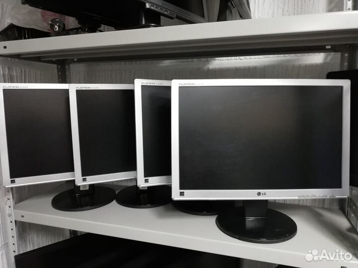 Широкоформатный монитор LG Flatron W1942SE 19