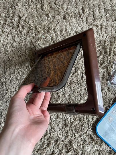 Окно для кошек