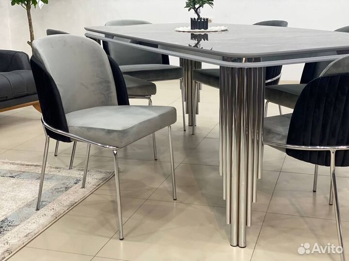 Кухонный стол