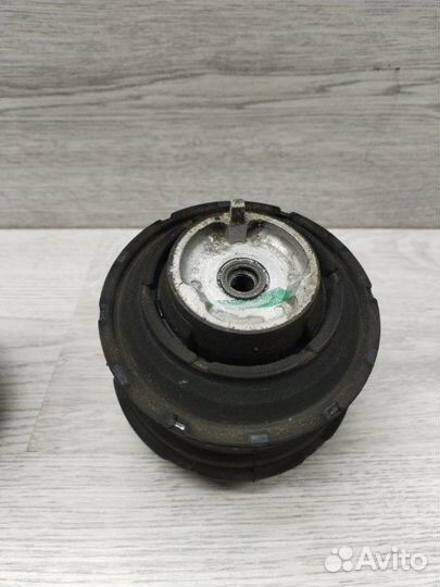 Подушка двигателя Mercedes C-Class W 203 coupe