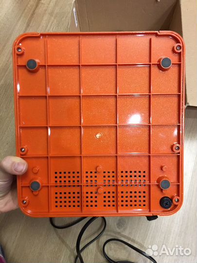 Уф лампа Planet nails 36W