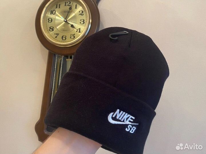 Набор шапка и перчатки nike