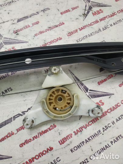 Стеклоподъемник w212 Mercedes задний левый