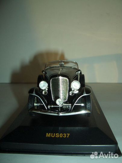 Модель авто Auburn Boat Tail RoadSter (1933 г)