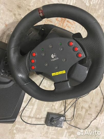 Руль logitech momo racing