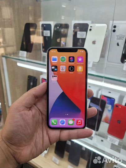 Смартфон iPhone X 64 GB Silver